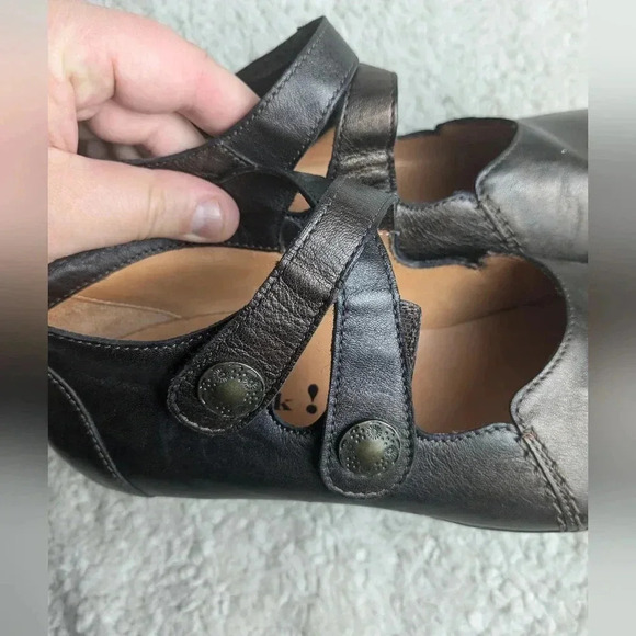 THINK ! Women small Heel leather Bronze shoes Made in Italy size 37 = 6 us - Picture 13 of 14